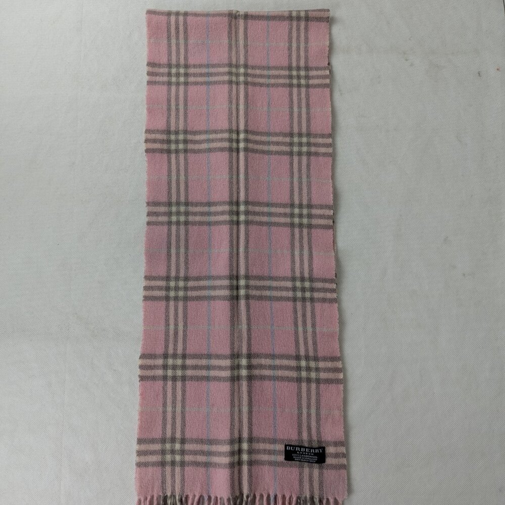 Burberry Lambswool Check Scarf Pink Unisex | Soft Luxury Wear | Quick Ship - Picture 3 of 6